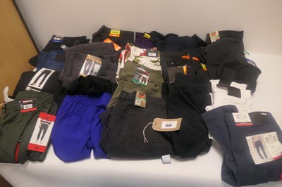 Lot 3436 - x20 trouser/shorts to include Gerry etc