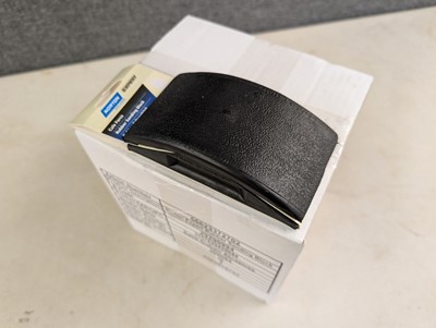 Lot 176 - Norton Expert rubber sanding block, 5 boxes of...