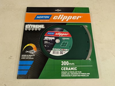 Lot 230 - Norton Clipper Extreme Ceramic Turbo cutting...