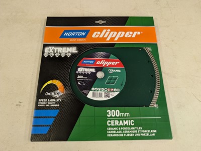 Lot 236 - Norton Clipper Extreme Ceramic Turbo cutting...