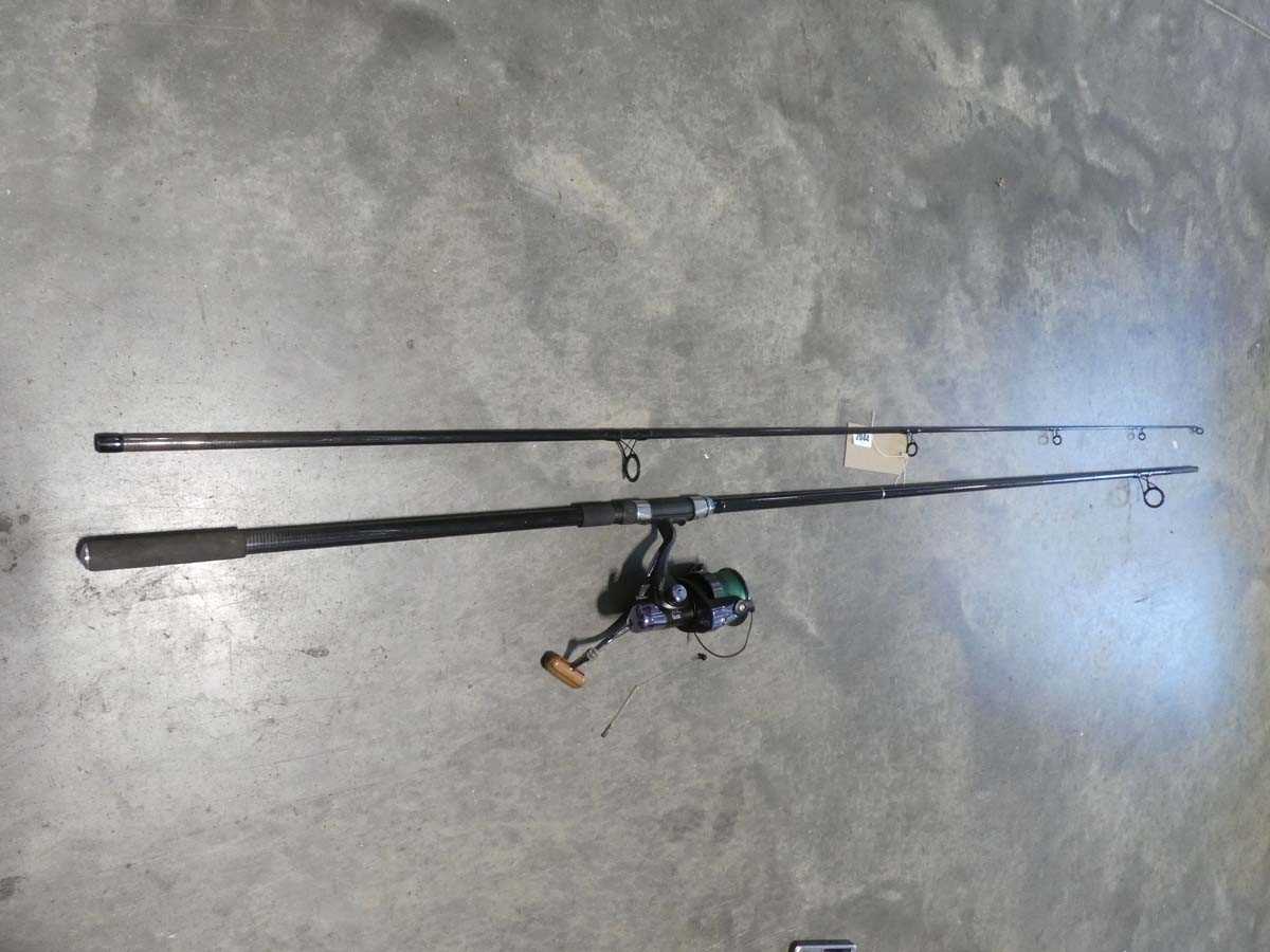 Lot Nash Outlaw 12' carp rod with TF Gear fishing...