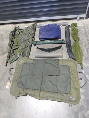 Lot Quantity of mixed style fishing nets incl....