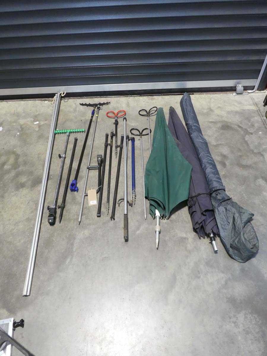 Lot Large quantity of various size and style bank...