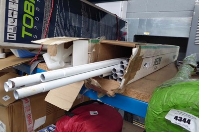 Lot 4343 - 2 boxes containing gazebo parts