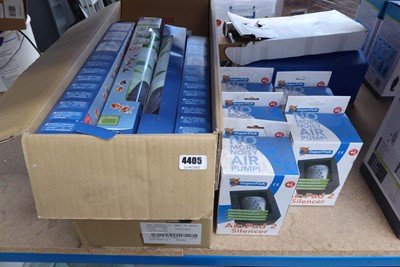 Lot 4405 - Box of Tetra deco art posters, and 5x Air Pad...