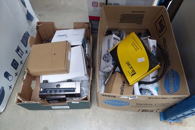 Lot 4409 - Box containing miscellaneous plumbing fitting...