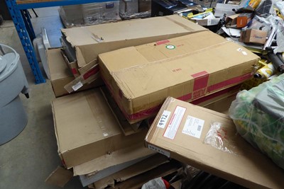 Lot 4418 - Pallet containing a variety of metal breaker...