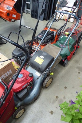 Lot 4379 - Honda petrol engine rotary lawnmower with...