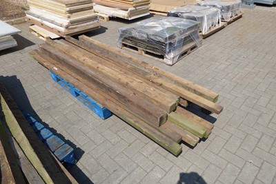 Lot 4318 - Pallet of assort 2x2, 4x4 fence posts
