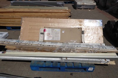 Lot 4325 - Pallet of assorted timbers, to include kitchen...