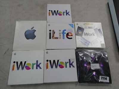 Lot 2114 - Selection of Apple Mac software, including...