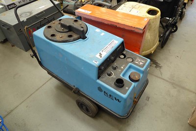 Lot 4495 - KEW 16A2VA trolley mounted diesel engined...