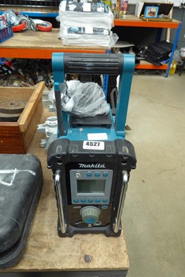 Lot 4527 - Makita site radio model BMR100 with power adapter