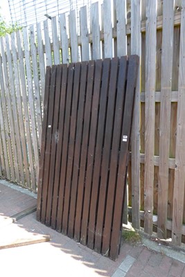 Lot 4332 - Pair of leg and brace slated garden gates