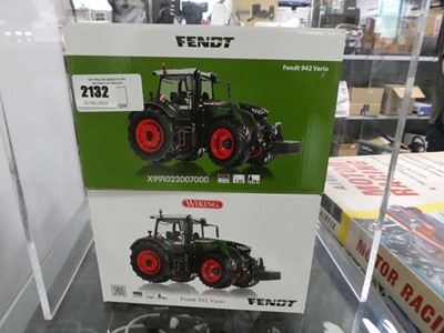 Lot 2132 - 2 Fendt boxed diecast tractors