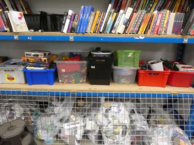 Lot 2140 - Large selection of various Lego bricks