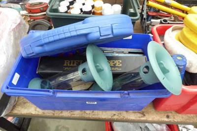 Lot 4643 - Blue plastic tub containing rifle scope, 2...