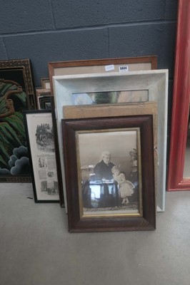 Lot 5034 - Qty of prints and paintings to include Queen...