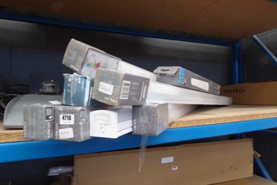 Lot 4710 - Bundle of colours LED batten lighting