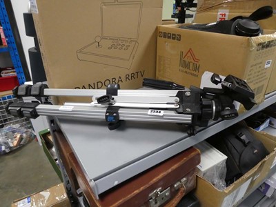 Lot 2234 - Slik camera tripod