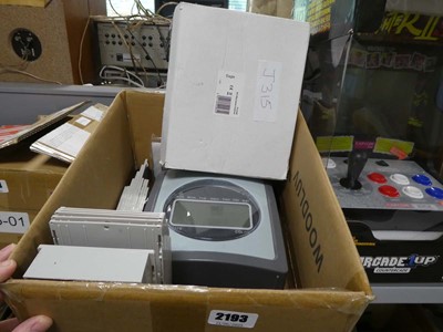 Lot 2193 - Electronic time recorder