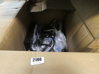 Lot 2196 - US robotic 8 port 10/100/1000 MBPS switch box...