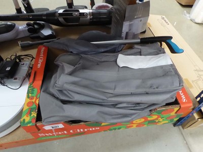 Lot 3190 - Tray of various bags