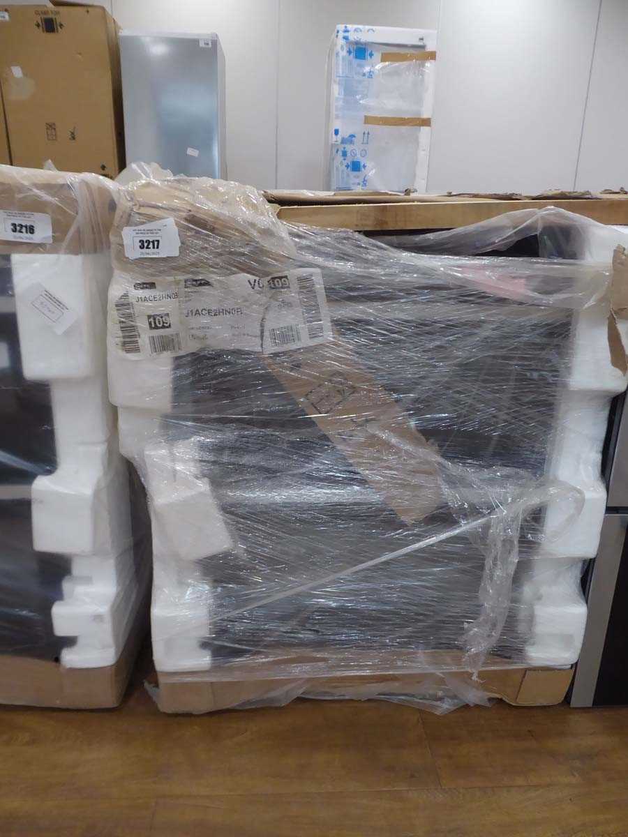 Lot 3217 - Neff double door oven model J1ACE4HN0B