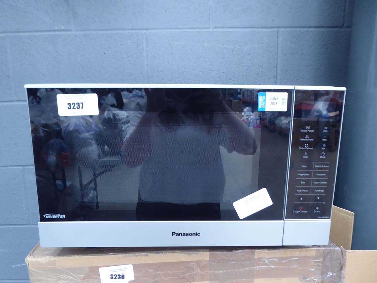 Lot 3237 - Panasonic invertor microwave