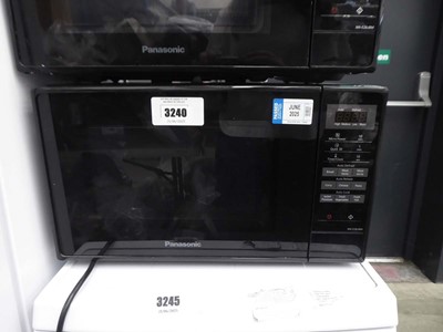 Lot 3240 - Panasonic microwave