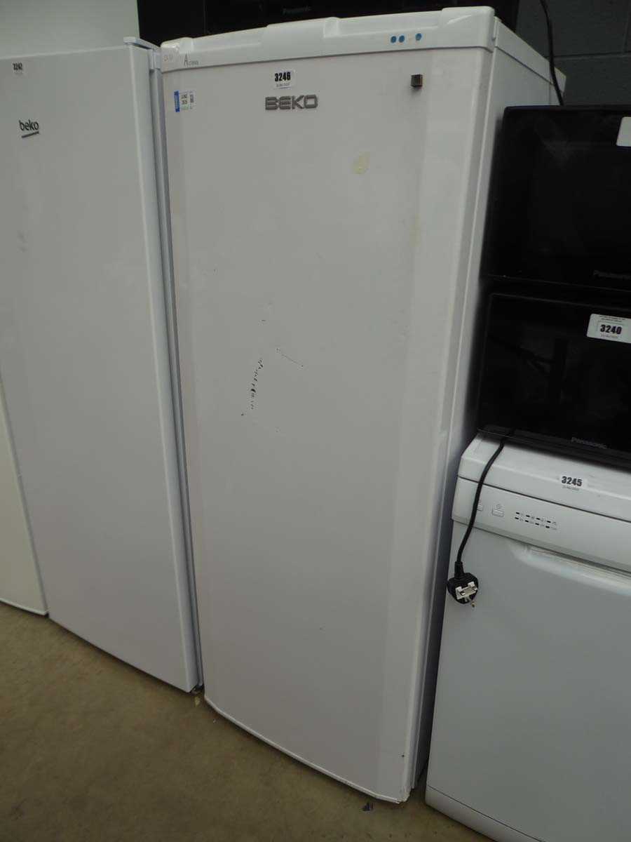 Lot 3246 - Single door Beko fridge