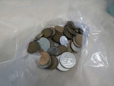 Lot 2313 - Bag containing various coins