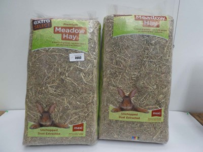 Lot 3552 - 2 packs Maxi Premium meadow hay