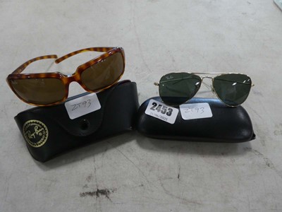 Lot 2453 - 2 pairs of children's Rayban sunglasses