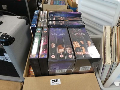 Lot 2471 - Collection of Buffy the vampire slayer DVDs...