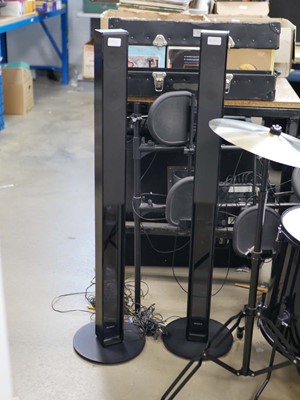 Lot 2485 - 2 Sony SSSRT4 speakers on stands