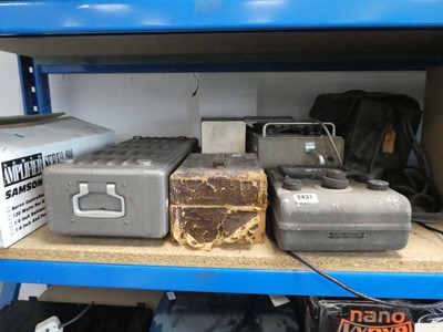 Lot 2431 - Selection of various meter and testing equipment