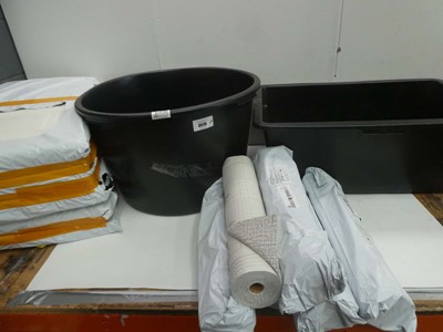 Lot 3575 - 90L & 80L Kastra Budowlana tubs and quantity...