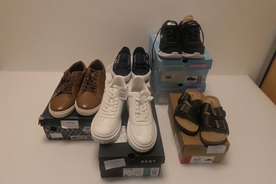 Lot 3463 - x6 pairs of shoes to include Sketchers,...