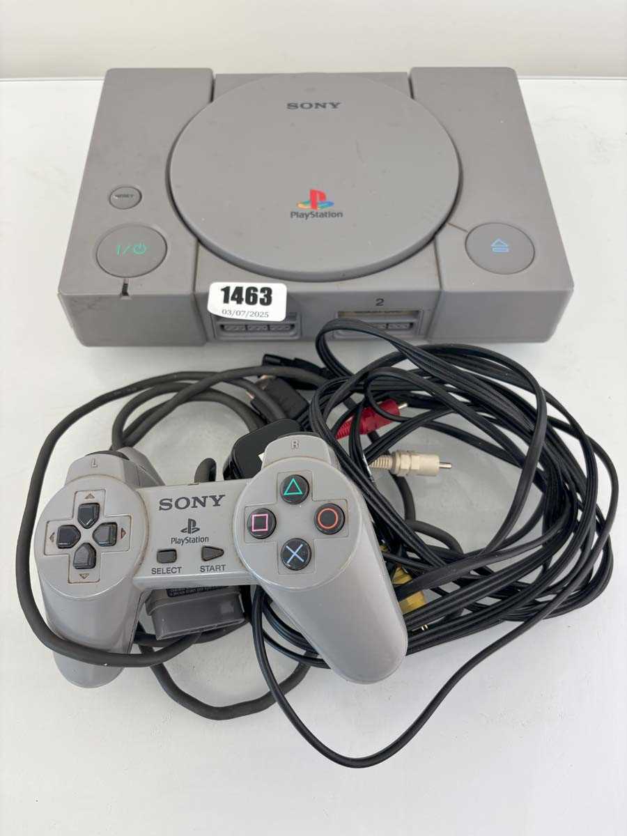 Lot PlayStation 1 and controller