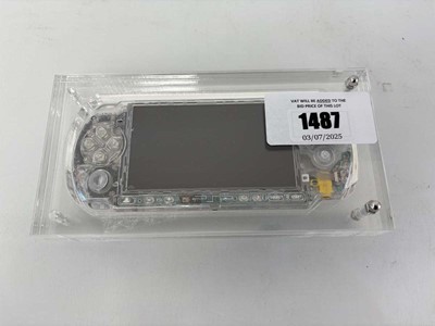 Lot Sony PSP with clear plastic display case