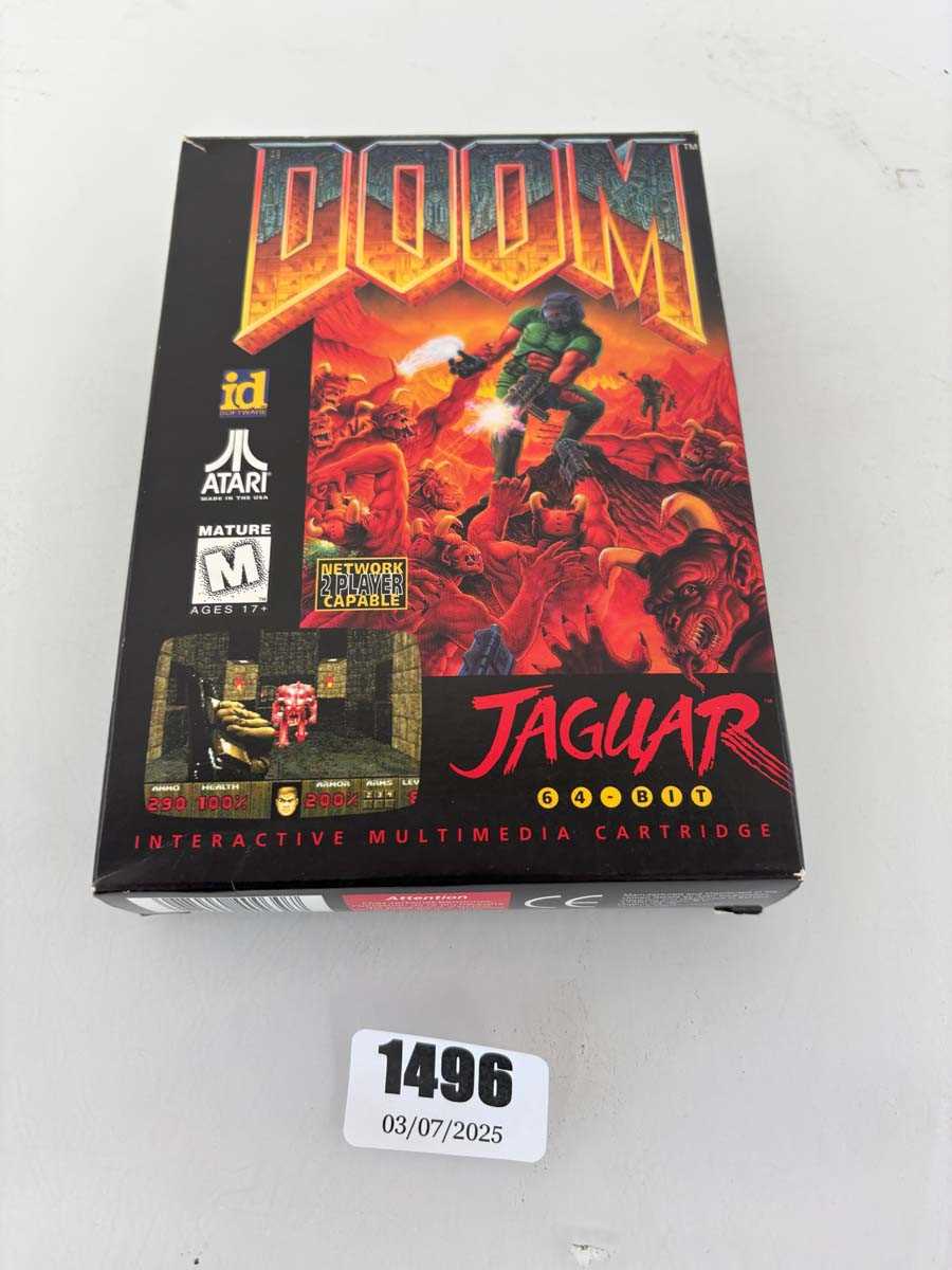 Lot Doom for Atari Jaguar boxed