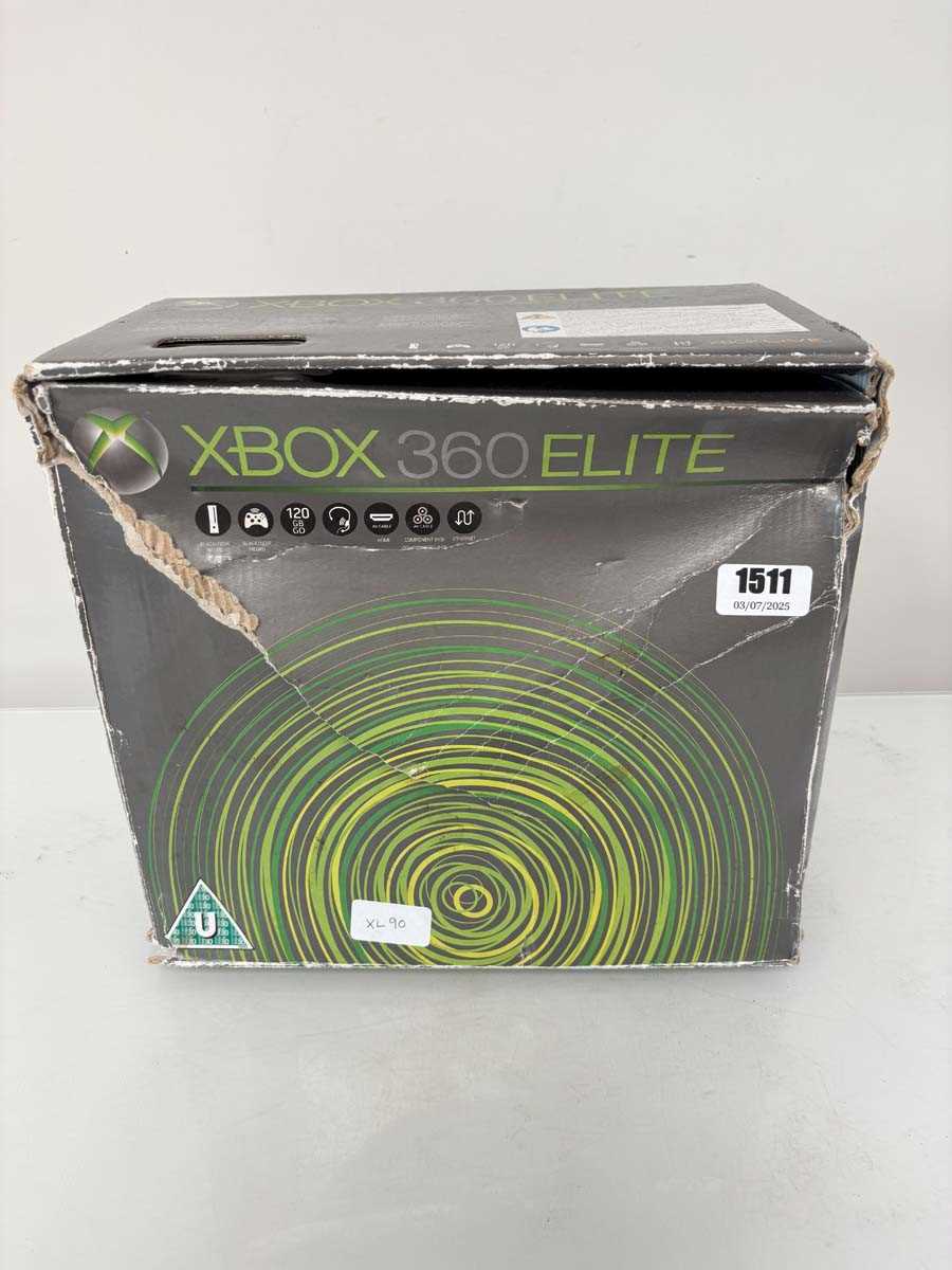 Lot Xbox 360 Elite boxed
