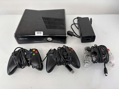 Lot Xbox 360 with 3x controllers