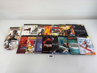 Lot 17x Xbox games with their manuals