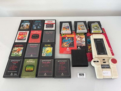 Lot 16x Atari games and a Galaxy Invader handheld...