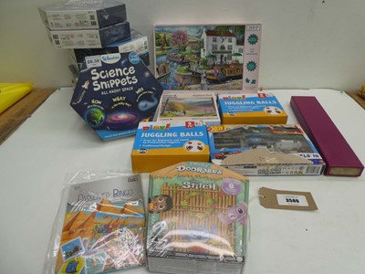 Lot 3586 - Skillmatics Science Snippets All About Space...