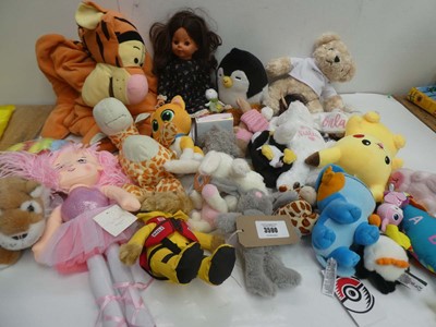 Lot 3590 - Selection of soft cuddly toys and dolls