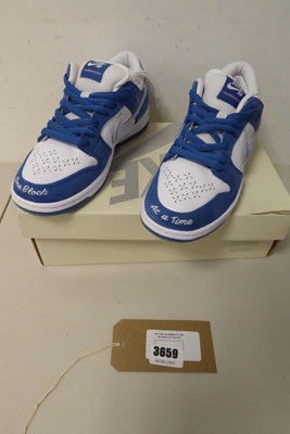 Lot 3659 - Boxed pair of Nike SB Dunk Low Pro, white/blue,...