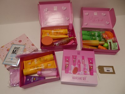 Lot 1062 - Selection of Give Me hair and cosmetic gift sets